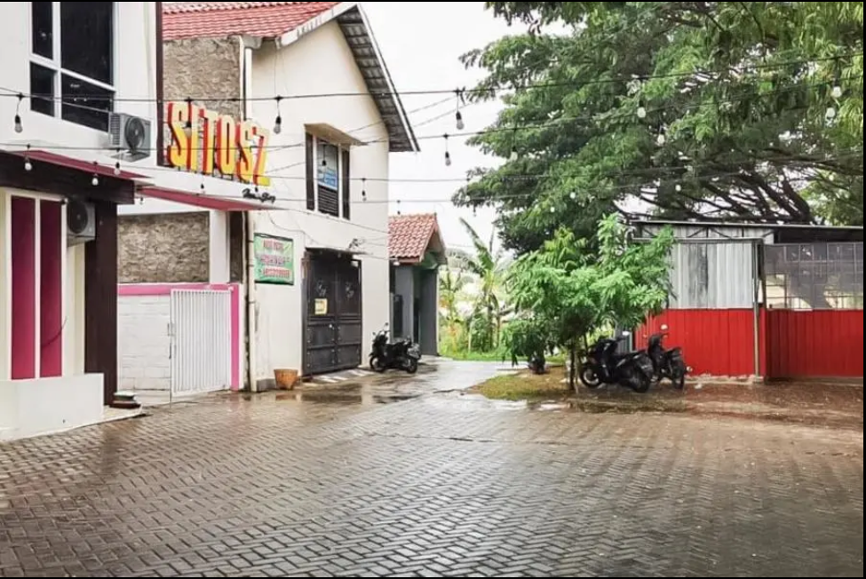 RedDoorz Plus @ Taman Madiun / SITOSZ
